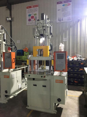 Вертикальная 85-тонная вертикальная пластиковая инжекционная литейная машина PT-150