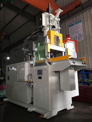 Вертикальная 85-тонная вертикальная пластиковая инжекционная литейная машина PT-150