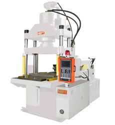 Вертикальная инжекционная литейная машина для автомобильных краев