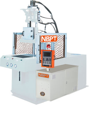 Вертикальная инжекционная литейная машина для автомобильных краев